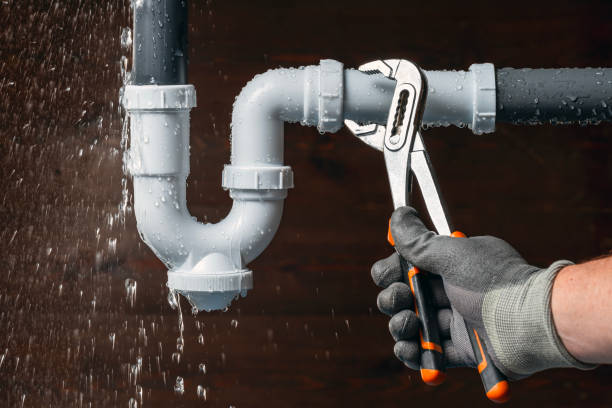 Professional Pipe Repair technician working in Lackey, VA